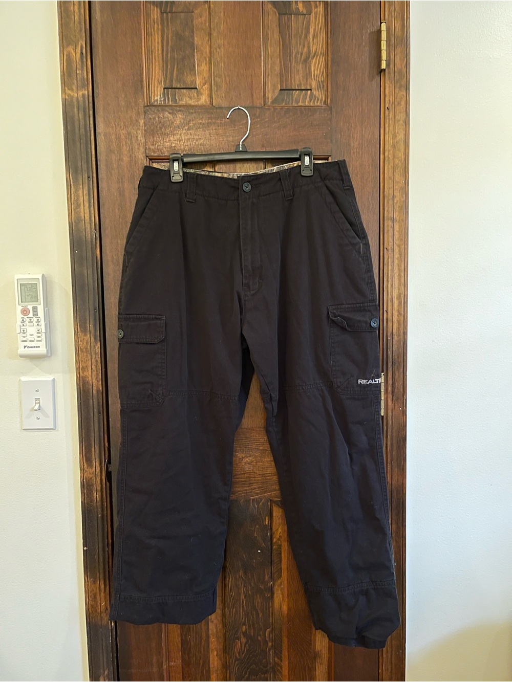 Realtree Black Hunting Pants Men’s 38x32 Outdoor Camo Hunting